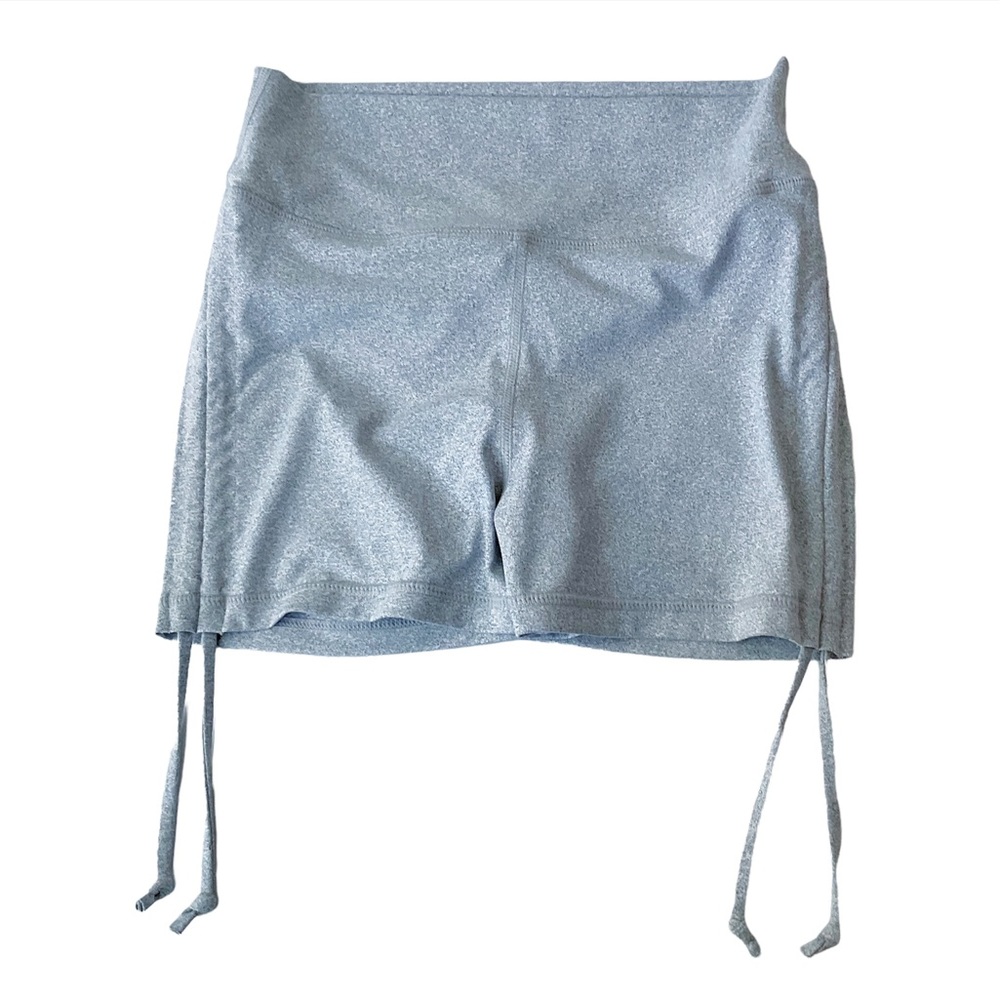 Zyia Active Grey Brilliant Double Scrunchy Hustle Shorts Size M